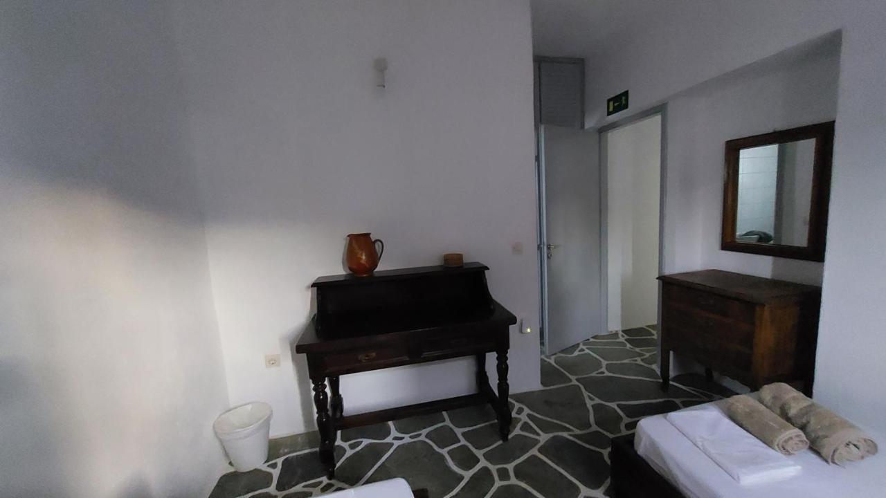 Styfilia Beachfront Apartments Platis Gialos  Eksteriør billede