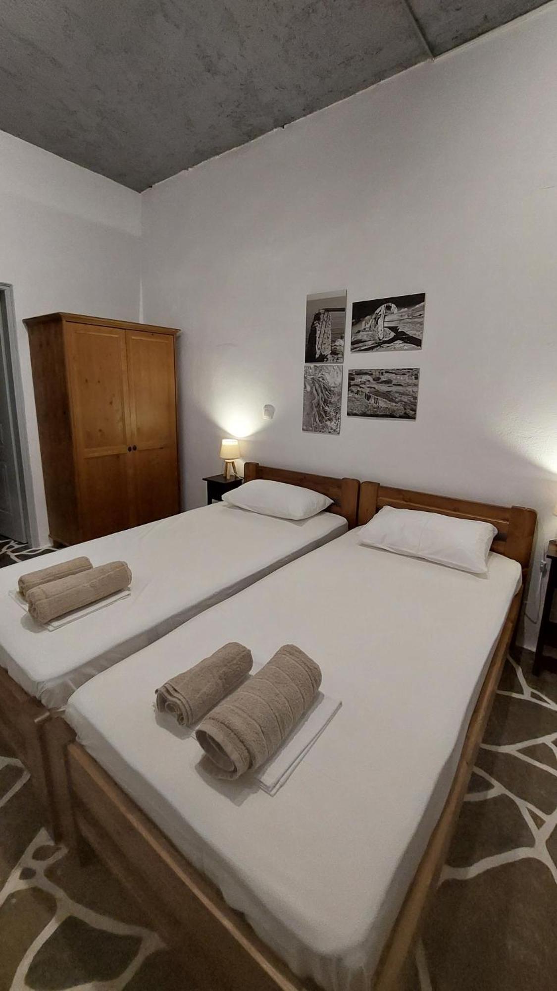 Styfilia Beachfront Apartments Platis Gialos  Eksteriør billede